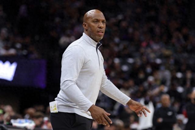 爆冷!西部倒数第一战胜东部第三 魔术力克活塞